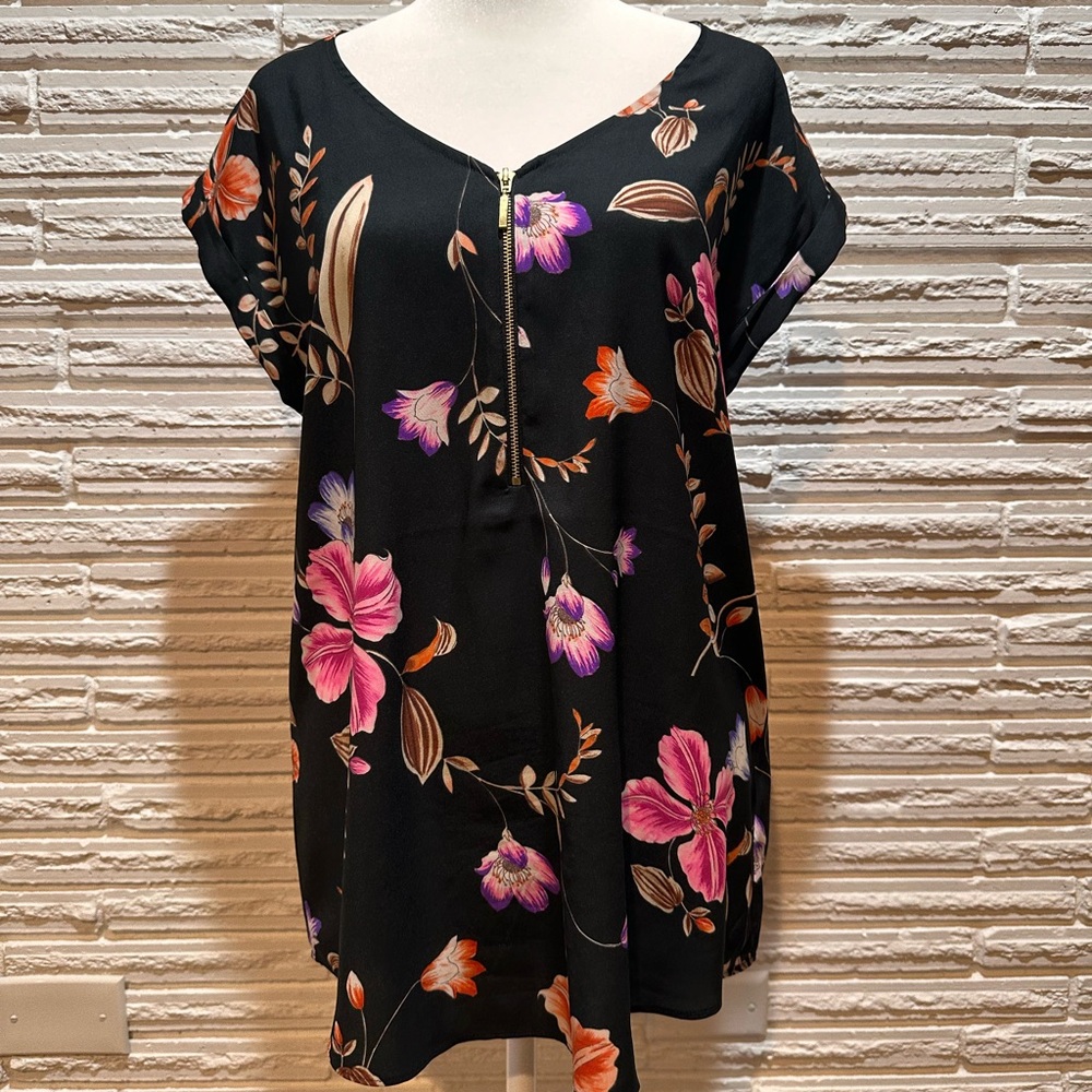 Express Floral Black Women's Top, Size M